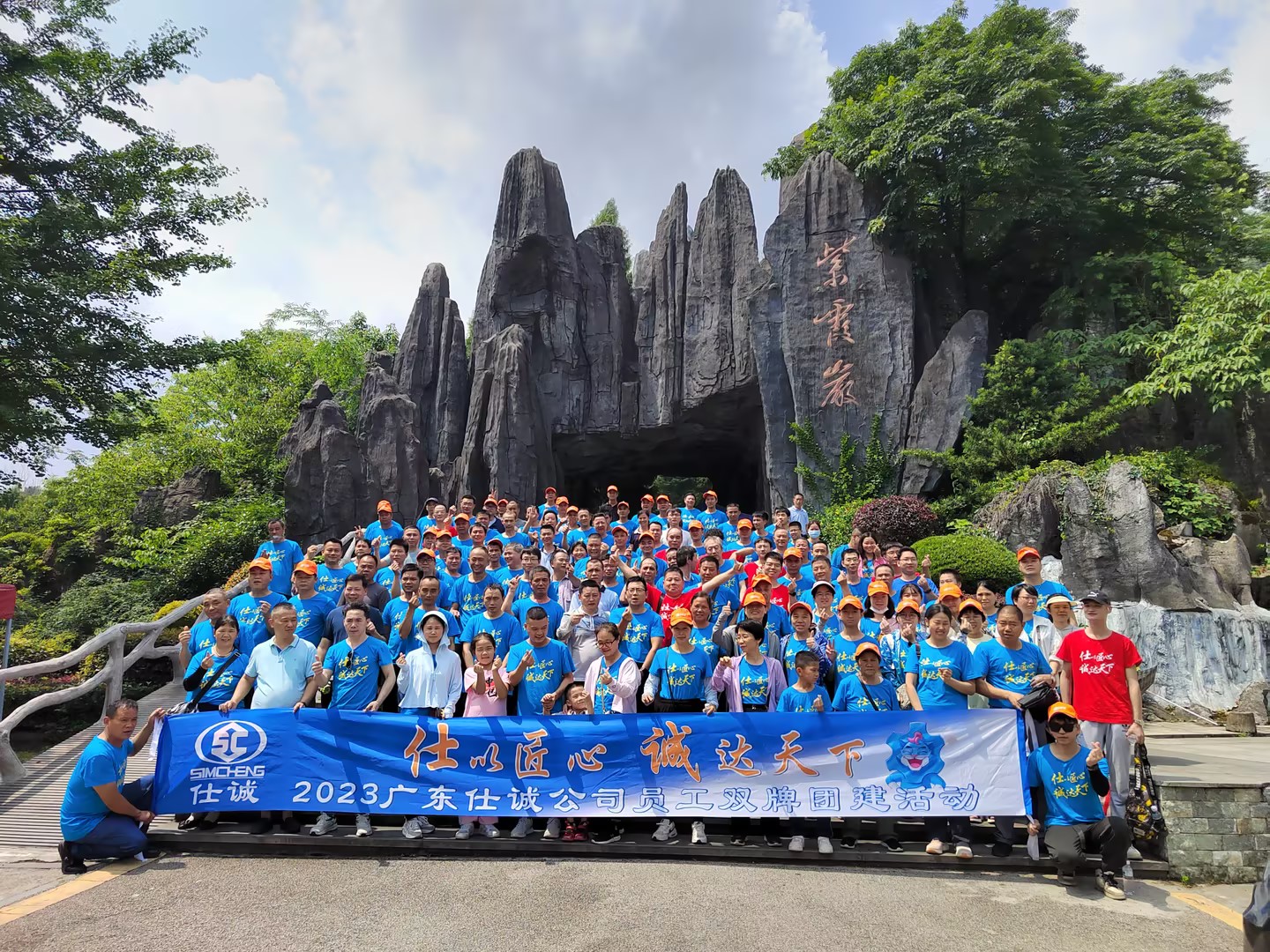 5d6e21a89cff7e5ba2c79556e5c81c4e.jpg 5d6e21a89cff7e5ba2c79556e5c81c4e.jpg